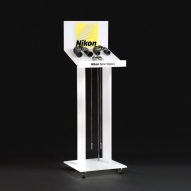 Nikon Präsentationsständer